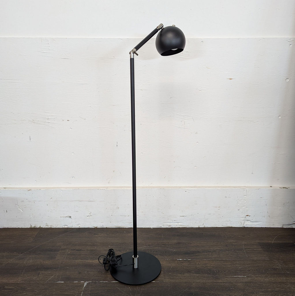 Room & Board
Camber Floor Lamp
Original Price $459
Perfect Condition
https://www.roomandboard.com/catalog/lighting/floor-lamps/camber-floor-lamp/829568?CHAR_829568_CAMBER_COLL_COLOR=BLK
