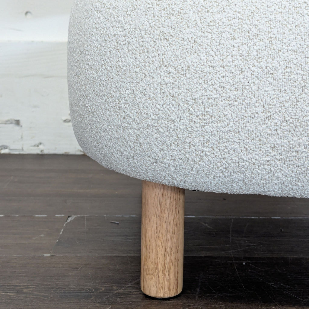Ikea
Stockholm 2025 Armchair
Original Price $400
Perfect Condition
https://www.ikea.com/us/en/p/stockholm-2025-armchair-djurmo-gray-white-40594754/