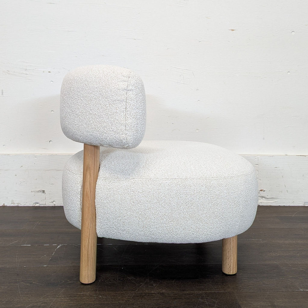 Ikea
Stockholm 2025 Armchair
Original Price $400
Perfect Condition
https://www.ikea.com/us/en/p/stockholm-2025-armchair-djurmo-gray-white-40594754/
