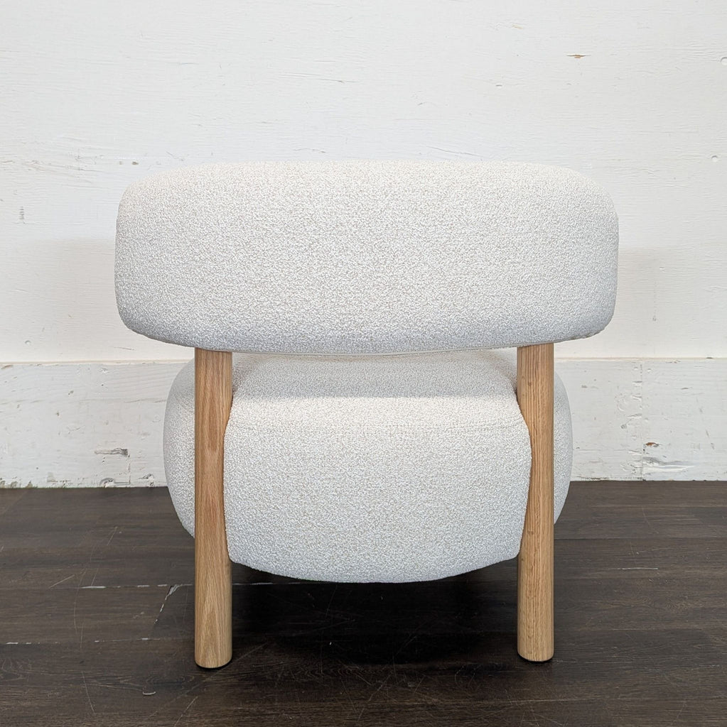 Ikea
Stockholm 2025 Armchair
Original Price $400
Perfect Condition
https://www.ikea.com/us/en/p/stockholm-2025-armchair-djurmo-gray-white-40594754/