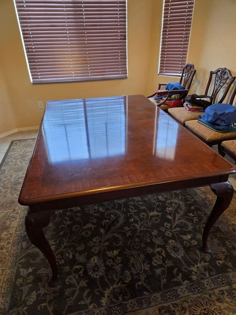 Henredon Solid Wood Dining Set with 6 Chairs