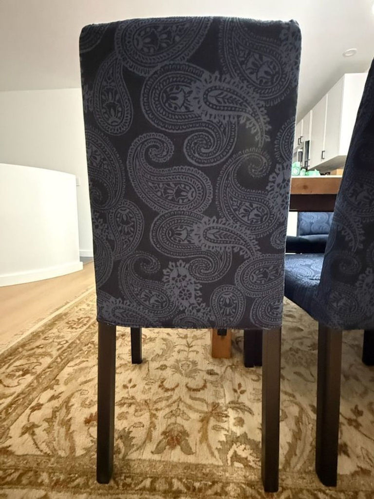 84" Pottery Barn Table, with a 16" leaf, seats 8.

8 Ikea high back dining chairs, slipcovers can be changed.
84" Pottery Barn Table, with a 16" leaf, seats 8.

8 Ikea high back dining chairs, slipcovers can be changed.
84" Pottery Barn Table, with a