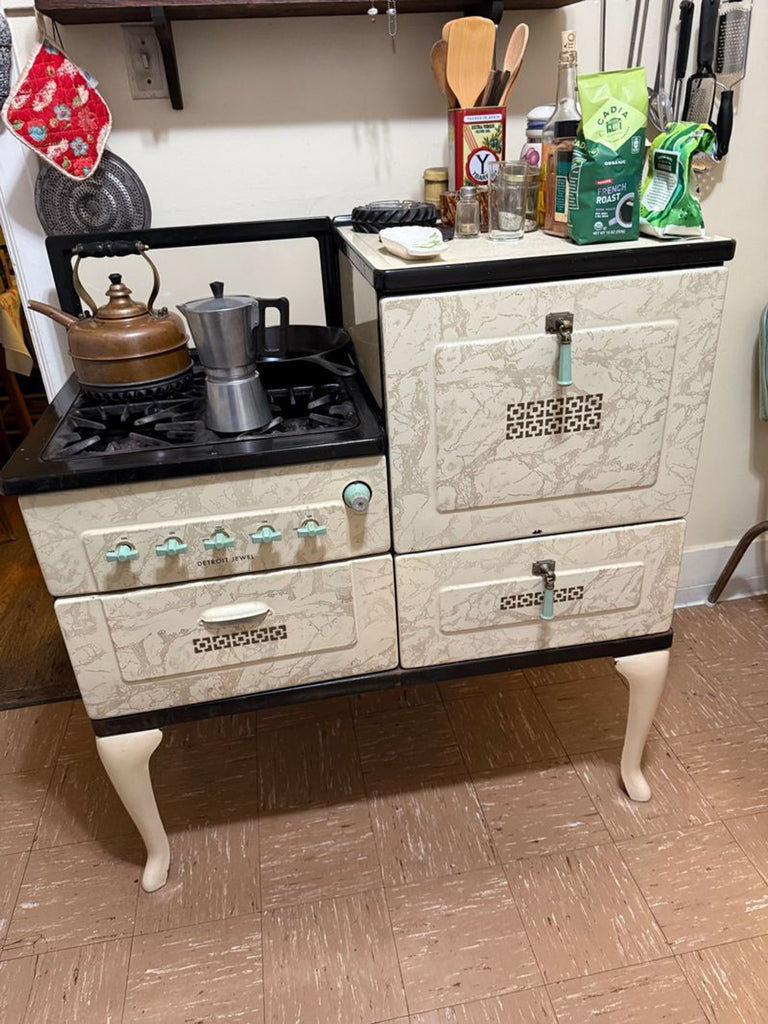 Vintage 1930s Detroit Jewel Gas Stove and Oven Combo, Cream and Black, Retro Kitchen Appliance
