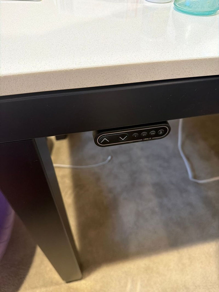Certainly! Since you mentioned "these images" but haven’t provided any, I’ll create three general alt text examples suited for a Parsons Desk product. If you give specifics or upload images, I can further tailor the descriptions.