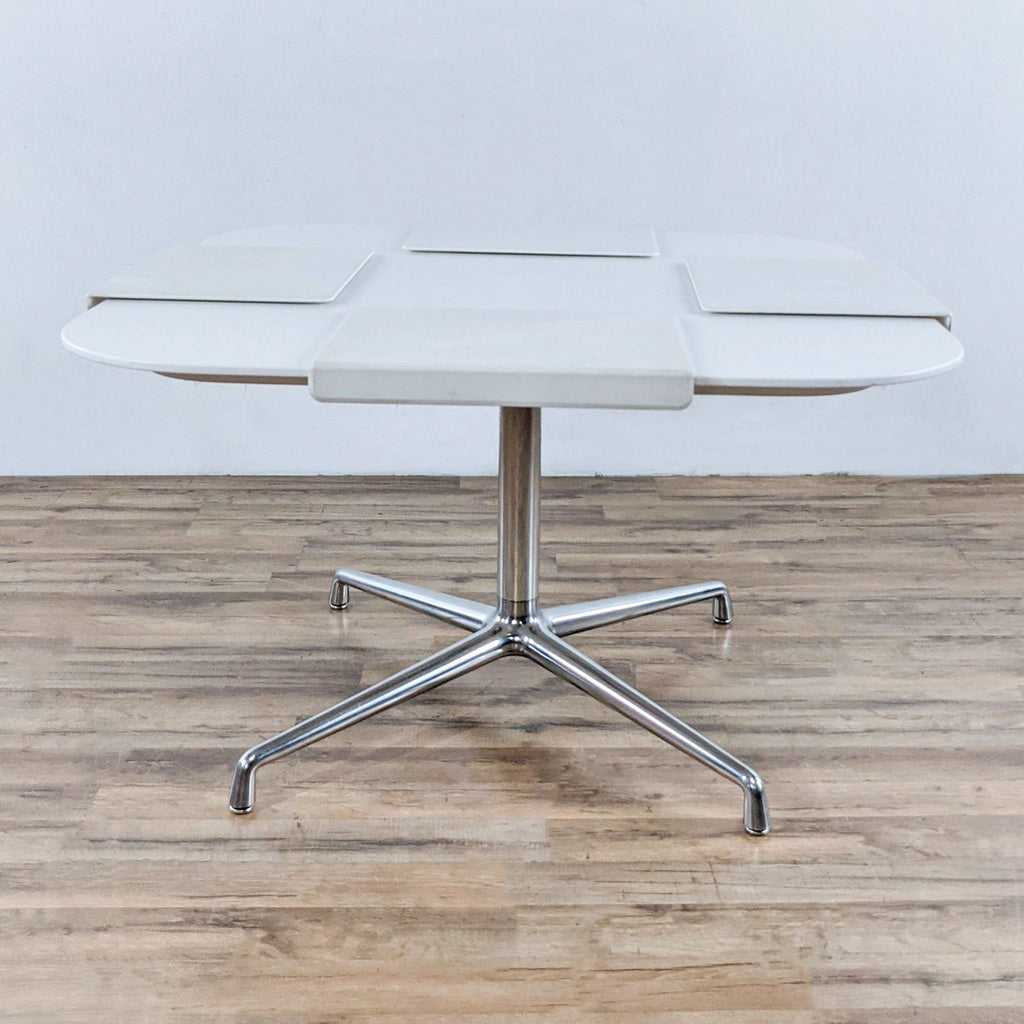 Expandable Conference Table