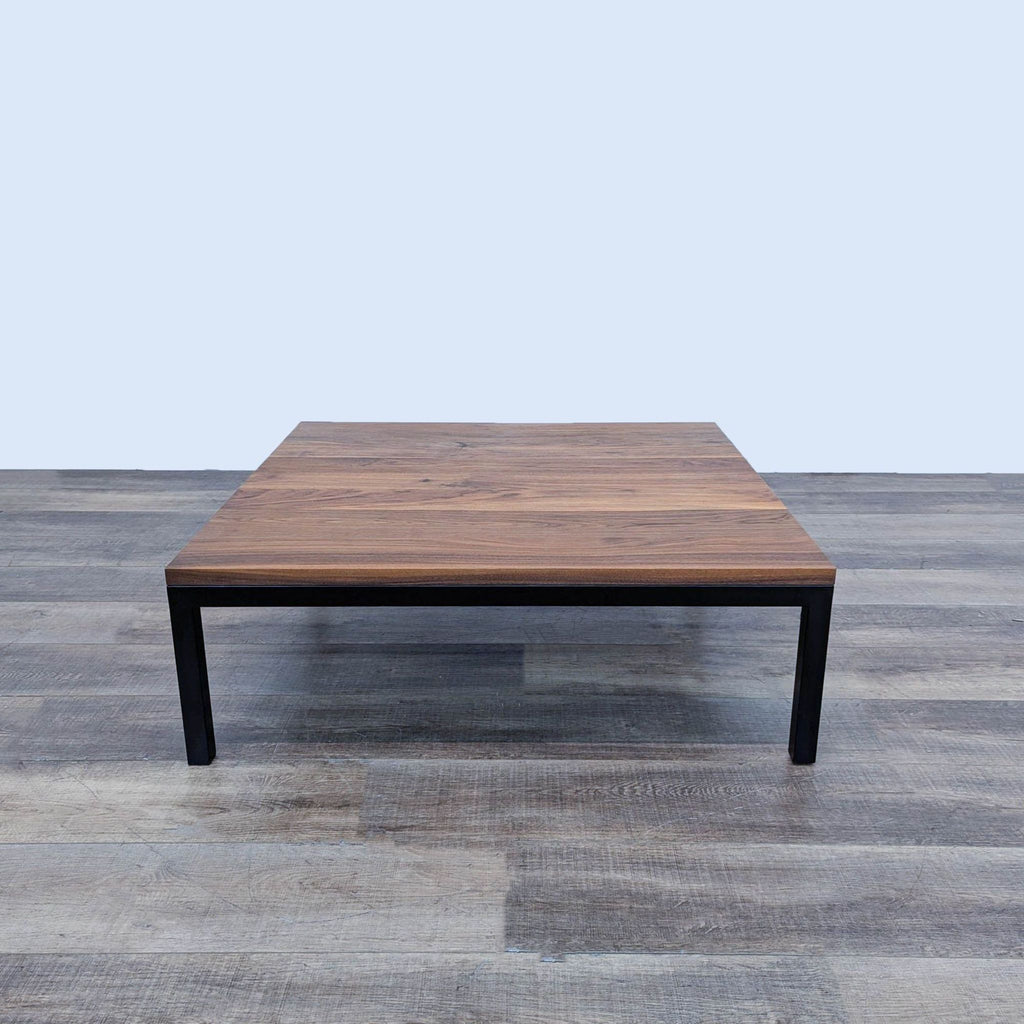 OHIO Design Walnut Coffee Table