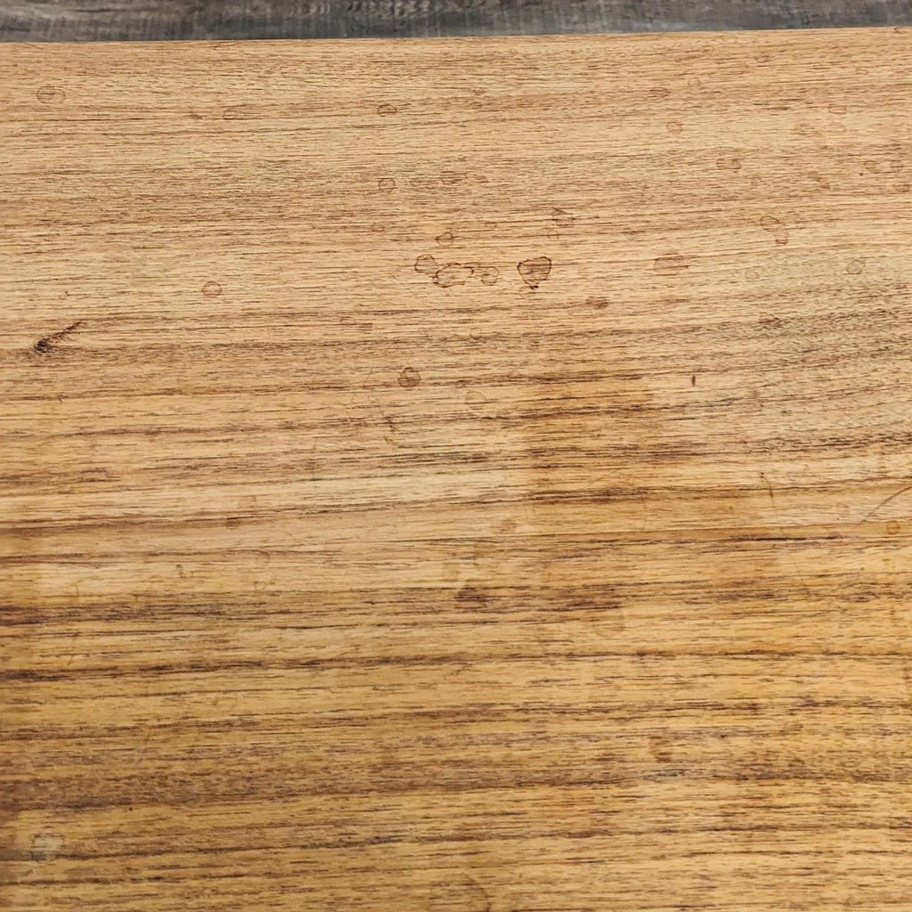 1058033