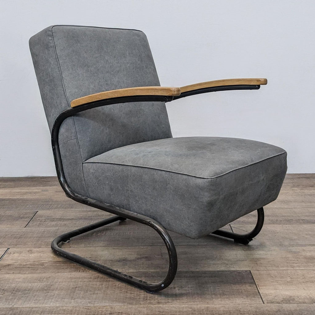 Mid-Century Modern Style Club Chair with Metal Frame