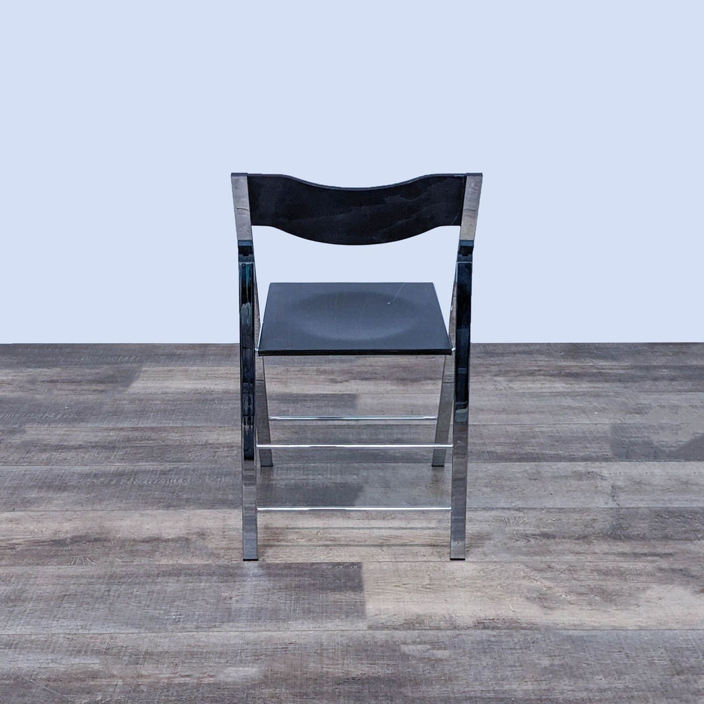 Resource Furniture declic Folding Pocket Chair