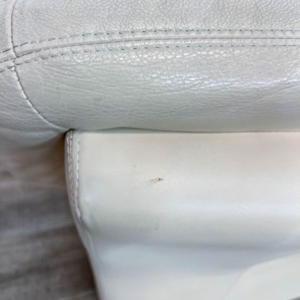 Contemporary Leather Lounge Chair