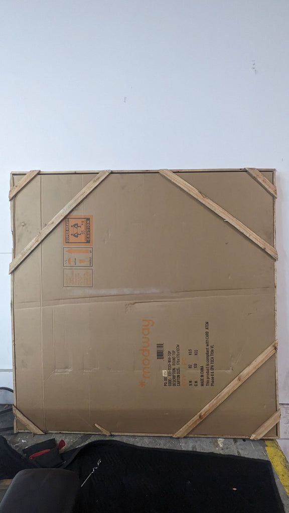 Modway Lippa Dining Table New in Box